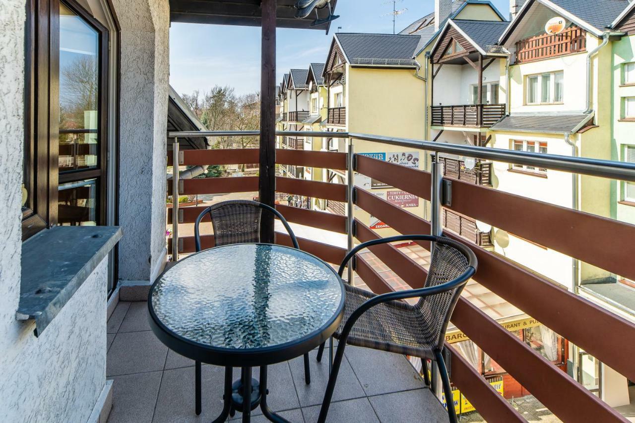 3-Bedroom Apartment Plac Neptuna By Noclegi Renters Miedzyzdroje Luaran gambar